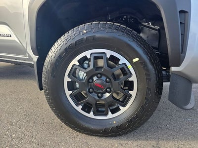 2025 Toyota Tacoma i-FORCE MAX Tacoma TRD Off-Road