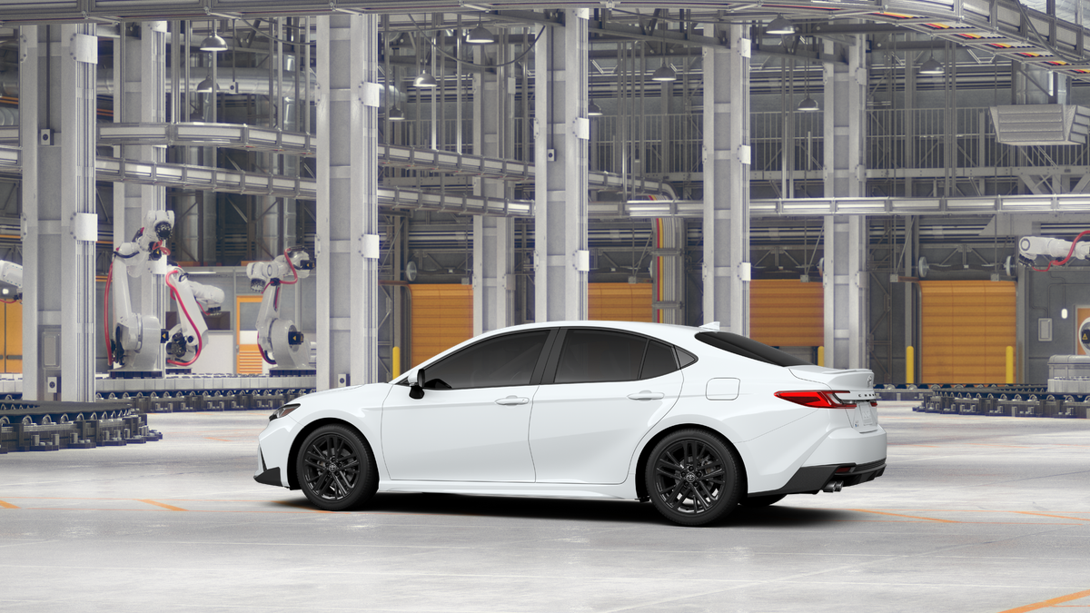 2027 Toyota Camry SE AWD