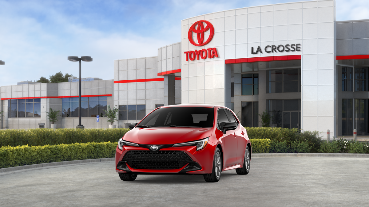 2027 Toyota Corolla Hatchback SE